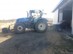 New Holland t6.165