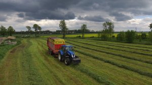 New Holland T6050 & Pottinger Jumbo 6000 Powermatic