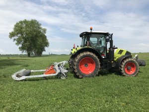 Claas ARION 630 + głębosz łąkowy PANBUSTER