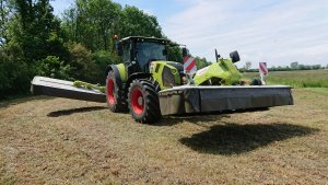 Claas Arion 660