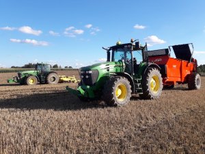 John Deere 7730 i 8320