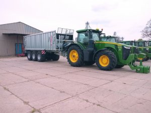 John Deere 8320r + Fliegl 