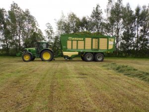 Krone MX 370GD i John Deere 6630