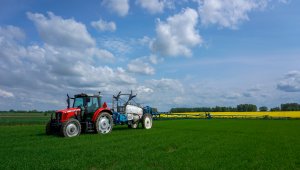 Massey Ferguson 5435 + Evrard Meteor Plus