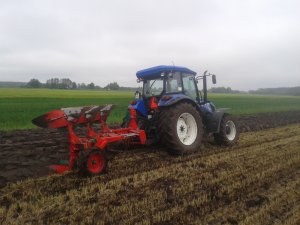 New Holland TD5.85 & Agro Masz POL3