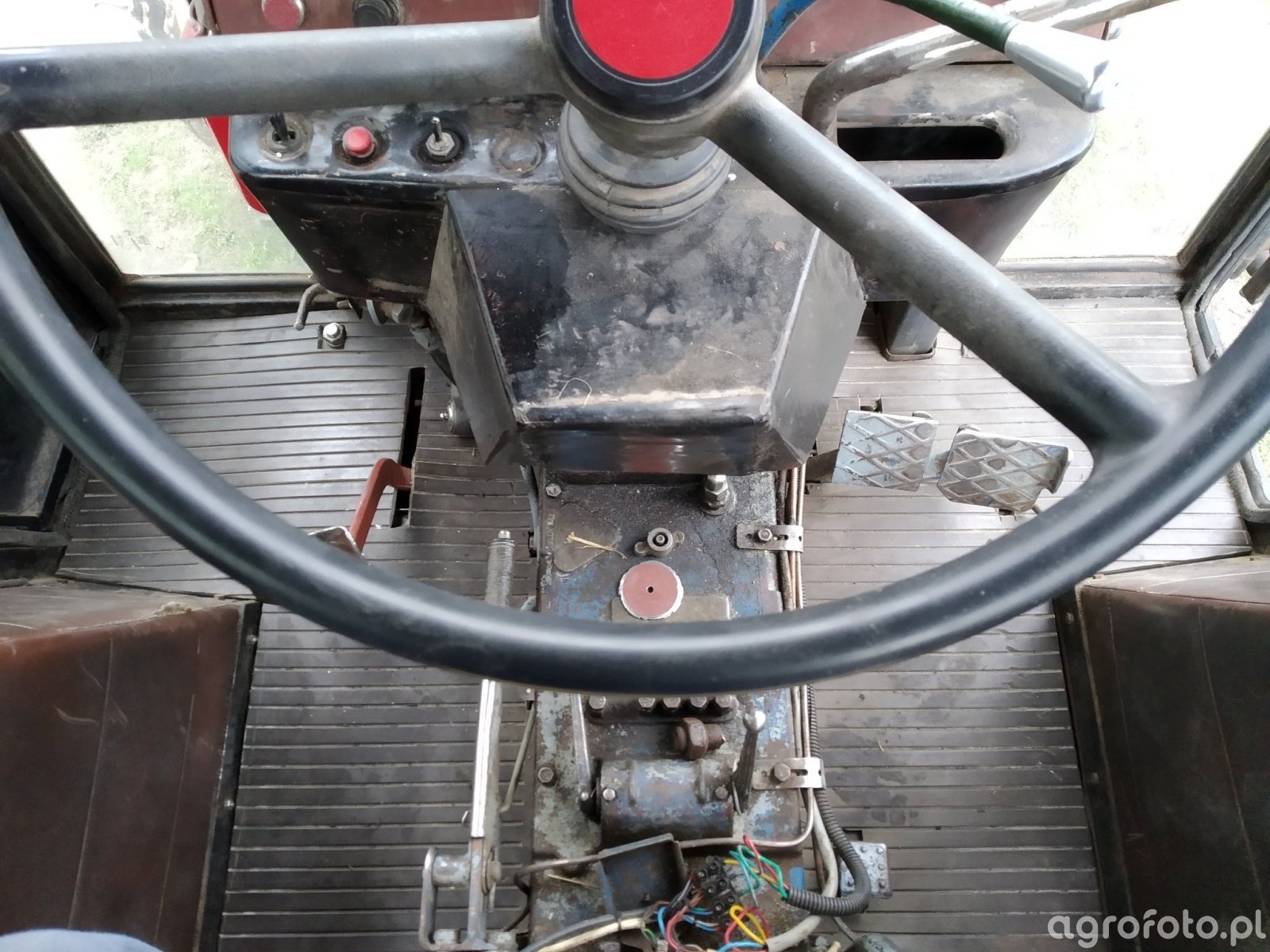 Ursus C-355M & Kabina & Naglak