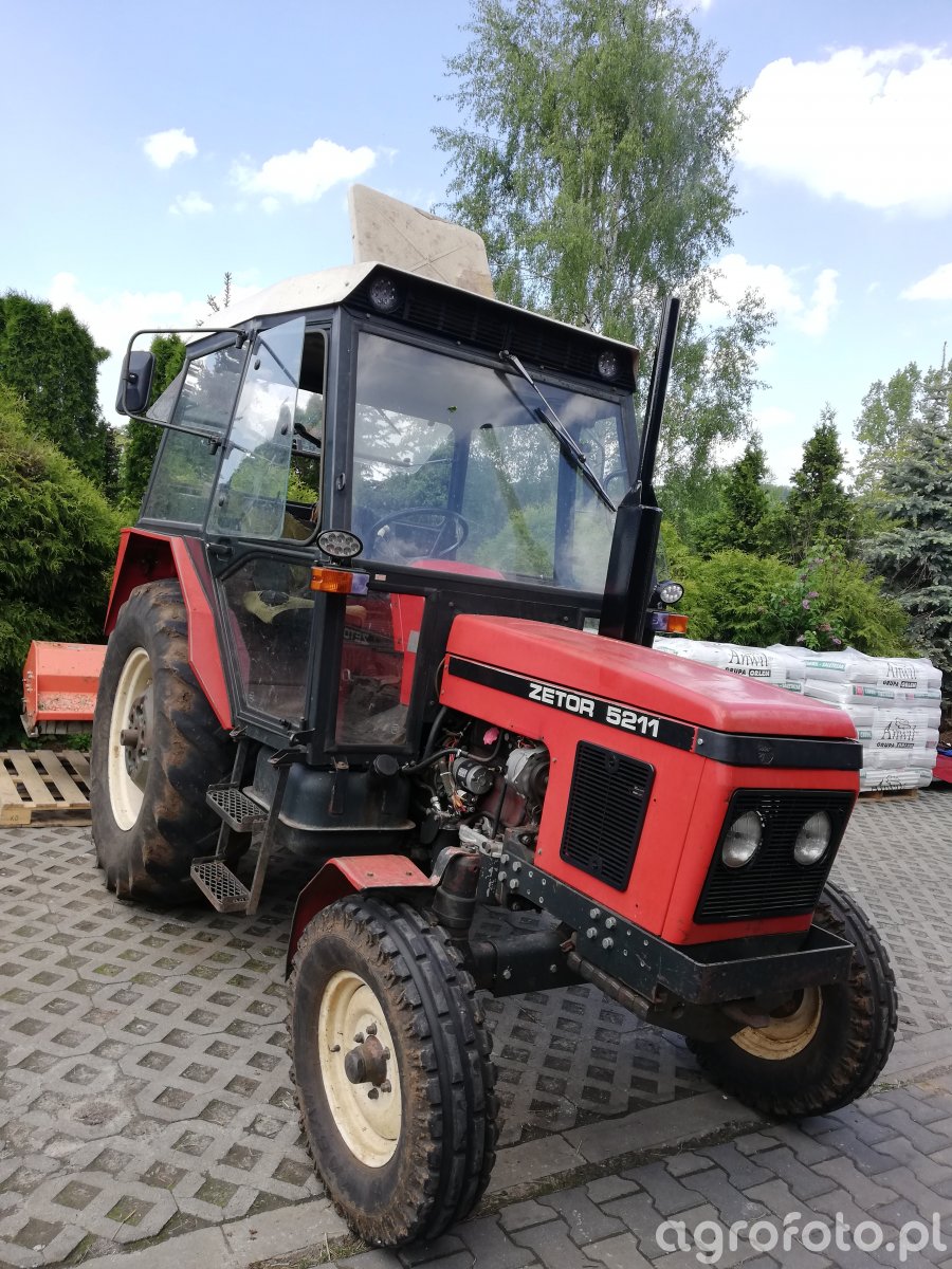 Zetor 5211 1984-1987 Dane techniczne - AgroTesty.pl