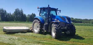 New Holland T7.175 & Kuhn Gmd 700