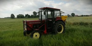 Ursus C-360 i rozsiewacz Strumyk 