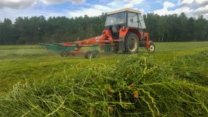 Zetor 5211 + Kverneland Taarup 9043