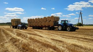 Akcja słoma - 2x New Holland