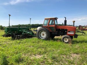 Allis-Chalmers 7020 + Siewnik Great-Plains 2S