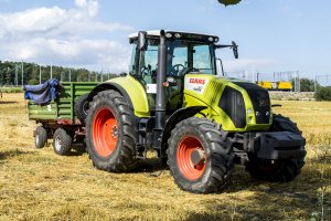 Claas Axion 810