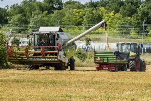 Claas Tucano 320 + Axion 810