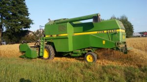 John deere 1052  owies