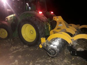 John Deere 5100R + Staltech 3m