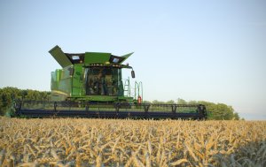 John Deere S780i