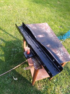 Mocowanie siłownika wspomagania mtz