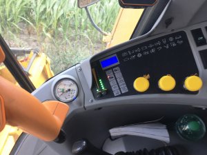 New Holland TC5050