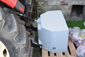 Przeciw-waga dla tura