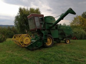 John Deere 530