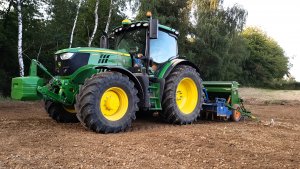 John Deere 6145R + Rabe Werk Amazone D9