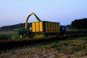 John Deere 7300 
John Deere 7810 + Bergman