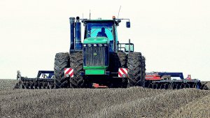 John Deere 9630 & Brona talerzowa Gregoir Besson