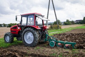 Belarus 1221.3 & Akpil 250 3+1