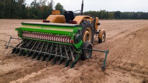 Famarol SO25 + Ursus C-360 3P