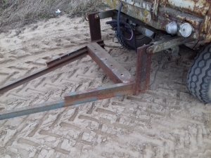 Dyszel do przyczepy.