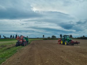 John Deere 6140r - siew jęczmienia ozimego
