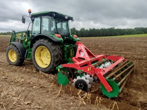 John Deere 5080M + Agro-Masz