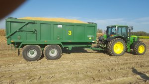 John Deere & Przyczepa tandem