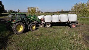 John Deere 5080R i przyczepa do vel Sam