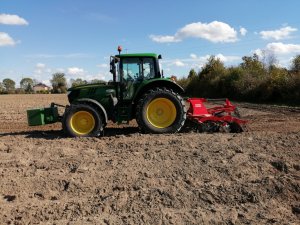 John Deere 6120M