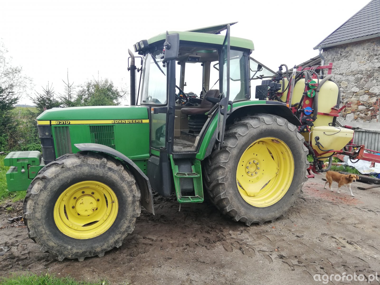 Fotografia ciągnik John Deere 6310+Hardi master 800L id763419 Galeria rolnicza agrofoto Fotografia ciągnik John Deere 6310+Hardi master 800L id763419 Galeria rolnicza agrofoto