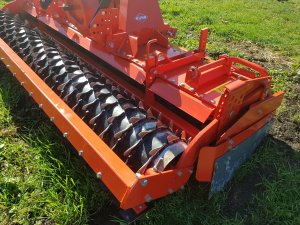 Kuhn HR 303D