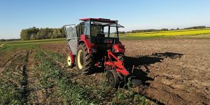 Ursus C-360 i pług UG 3