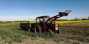 Ursus C-360 i rozrzutnik 