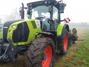 Claas Arion 510