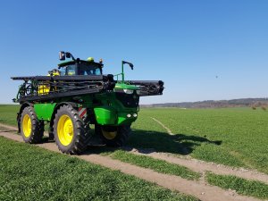 John Deere R4050i