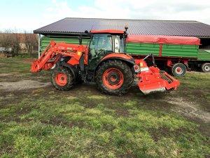 kubota m7060 i kuhn hr303