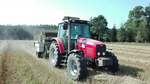 Massey Ferguson 5425 + Claas Rollant 44s