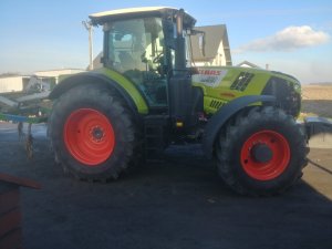 Claas Arion 630 cis