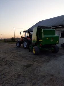 John Deere 582