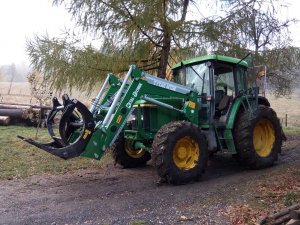 John Deere 6110SE