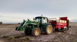 John Deere 6330 