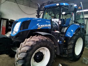 New Holland T7 200