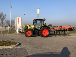 Claas Arion 510